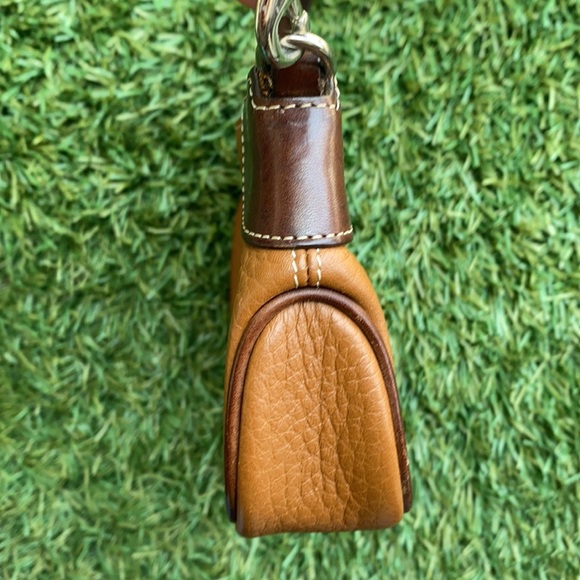 Dooney and Bourke Mini Bag or Wristlet - Picture 6 of 10